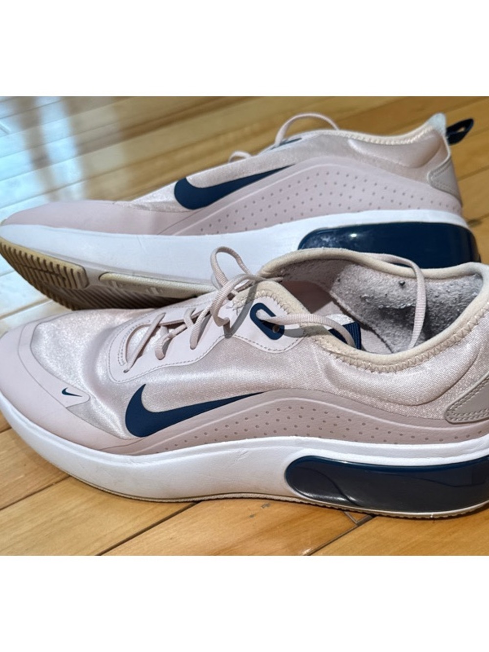 Nike Air Max Dia Shoes - Picture 4 of 8